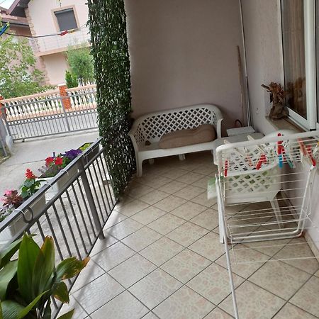 Traveler'S Rest - Near Podgorica Airport Hostel Mitrovici  Екстериор снимка
