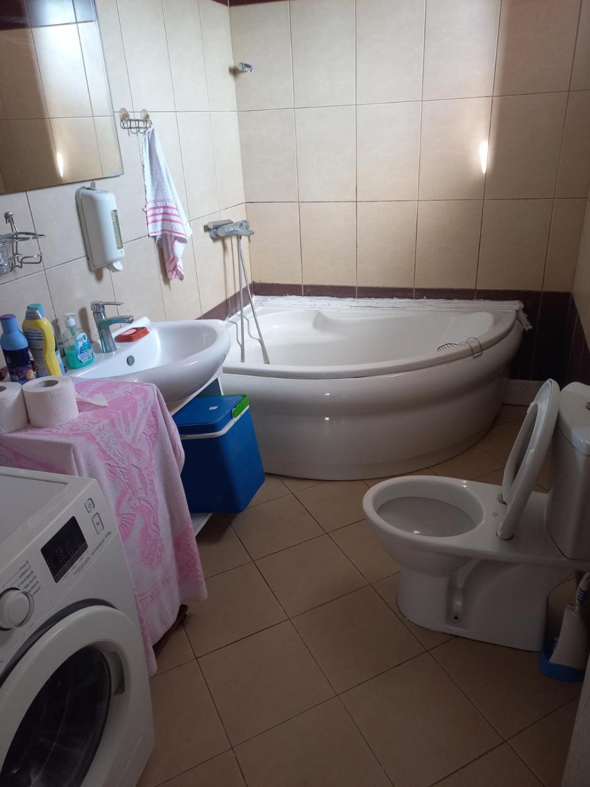 Traveler'S Rest - Near Podgorica Airport Hostel Mitrovici  Екстериор снимка